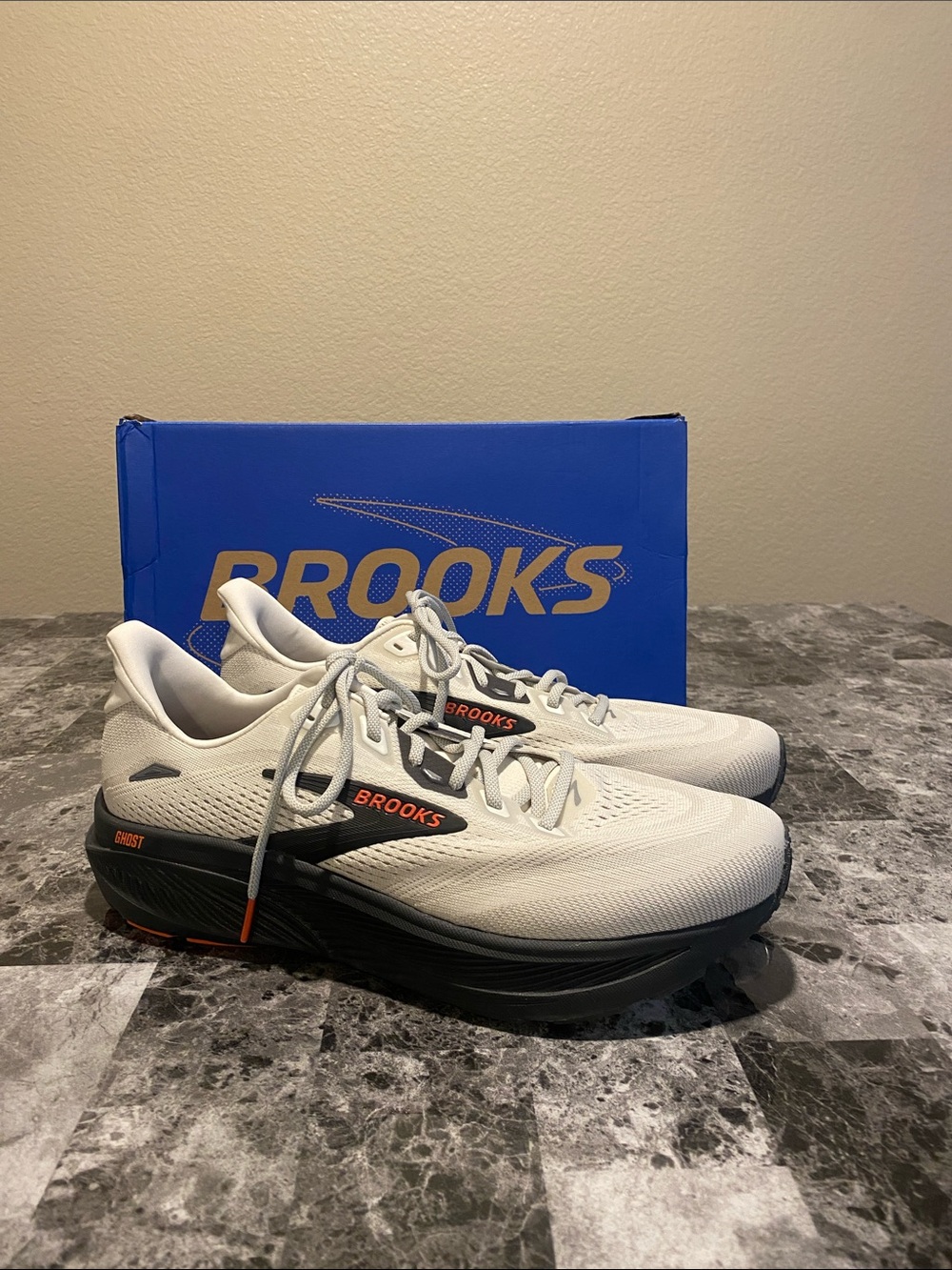 Brooks Ghost 18 - Men’s 11.5 Wide